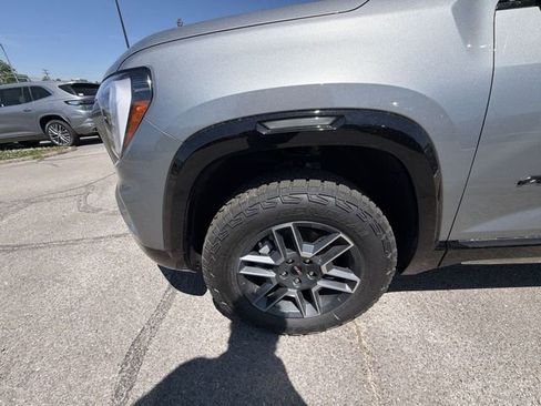 New 2026 GMC Terrain AT4 AWD/4WD image 10