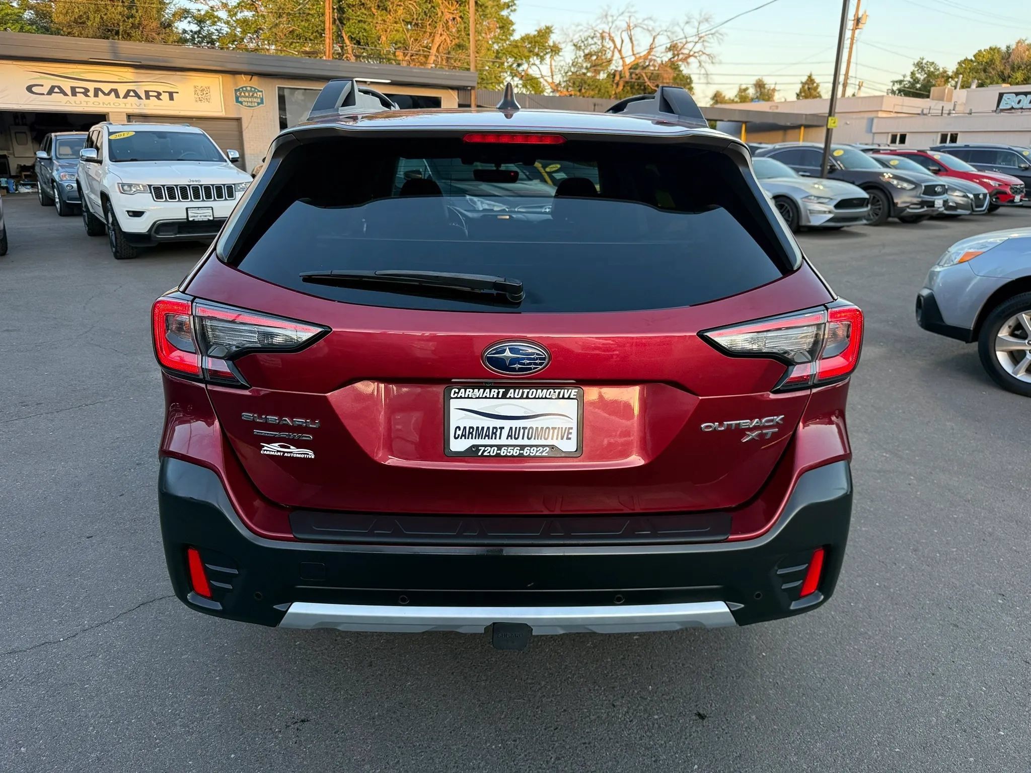 Used 2020 Subaru Outback Limited XT AWD/4WD image 8