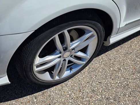 Used 2012 Mercedes-Benz C 300 4MATIC Sedan image 32