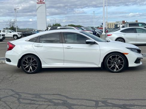 Used 2019 Honda Civic Sport image 3