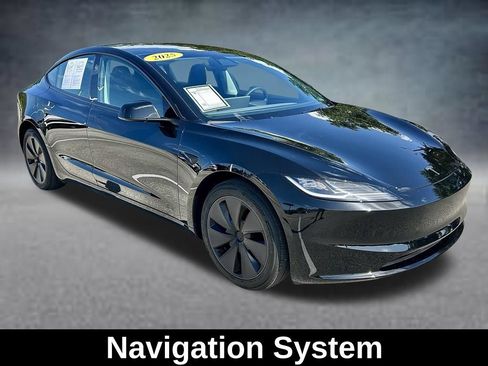 Used 2025 Tesla Model 3 RWD image 3