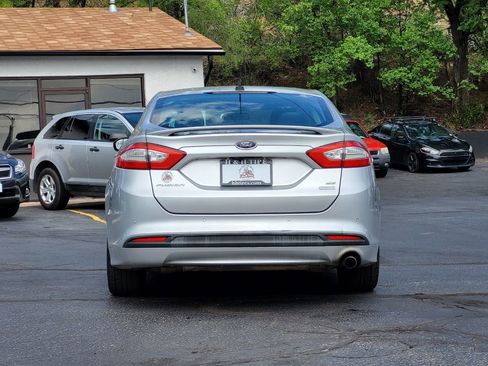 Used 2016 Ford Fusion SE FWD image 8