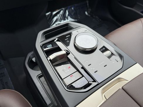 Used 2026 BMW iX xDrive45 image 27