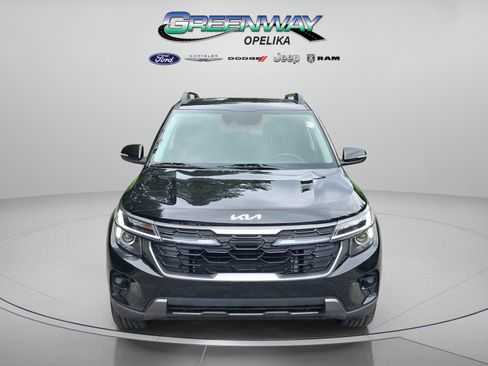 Used 2024 Kia Seltos X-Line AWD/4WD image 2