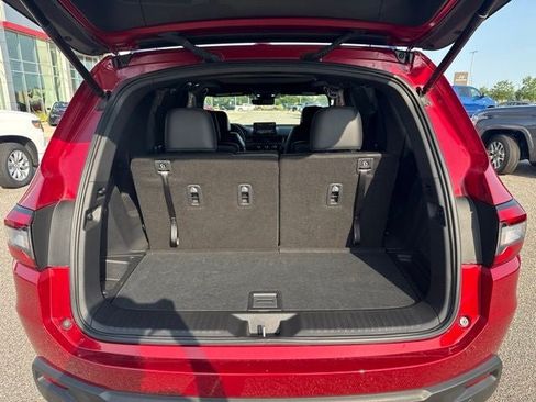 Used 2024 Honda Pilot TrailSport image 14