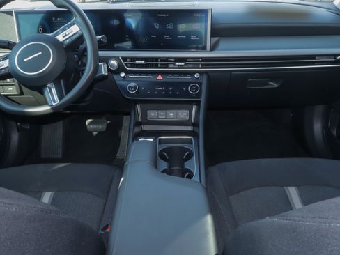 Used 2025 Hyundai Sonata SEL FWD image 10