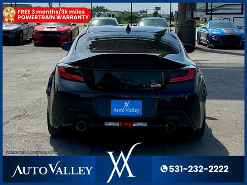 Used 2025 Toyota GR86 Premium w/ ALL Weather Mat Package (TMS) RWD image 6