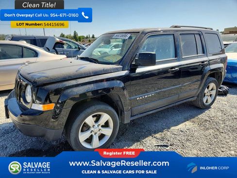 Used 2014 Jeep Patriot Latitude AWD/4WD image 1