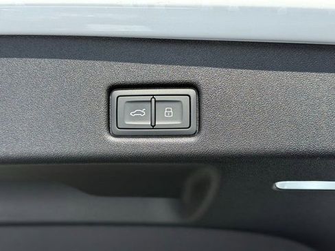 New 2025 Audi Q5 Premium Plus image 19