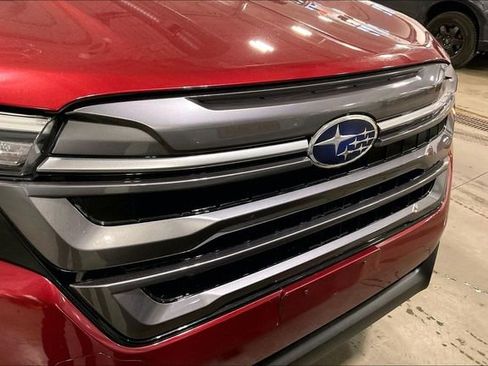 Used 2025 Subaru Forester Premium image 30