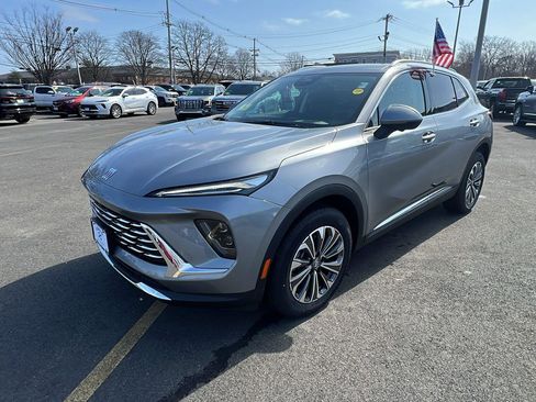 New 2026 Buick Envision Preferred image 3