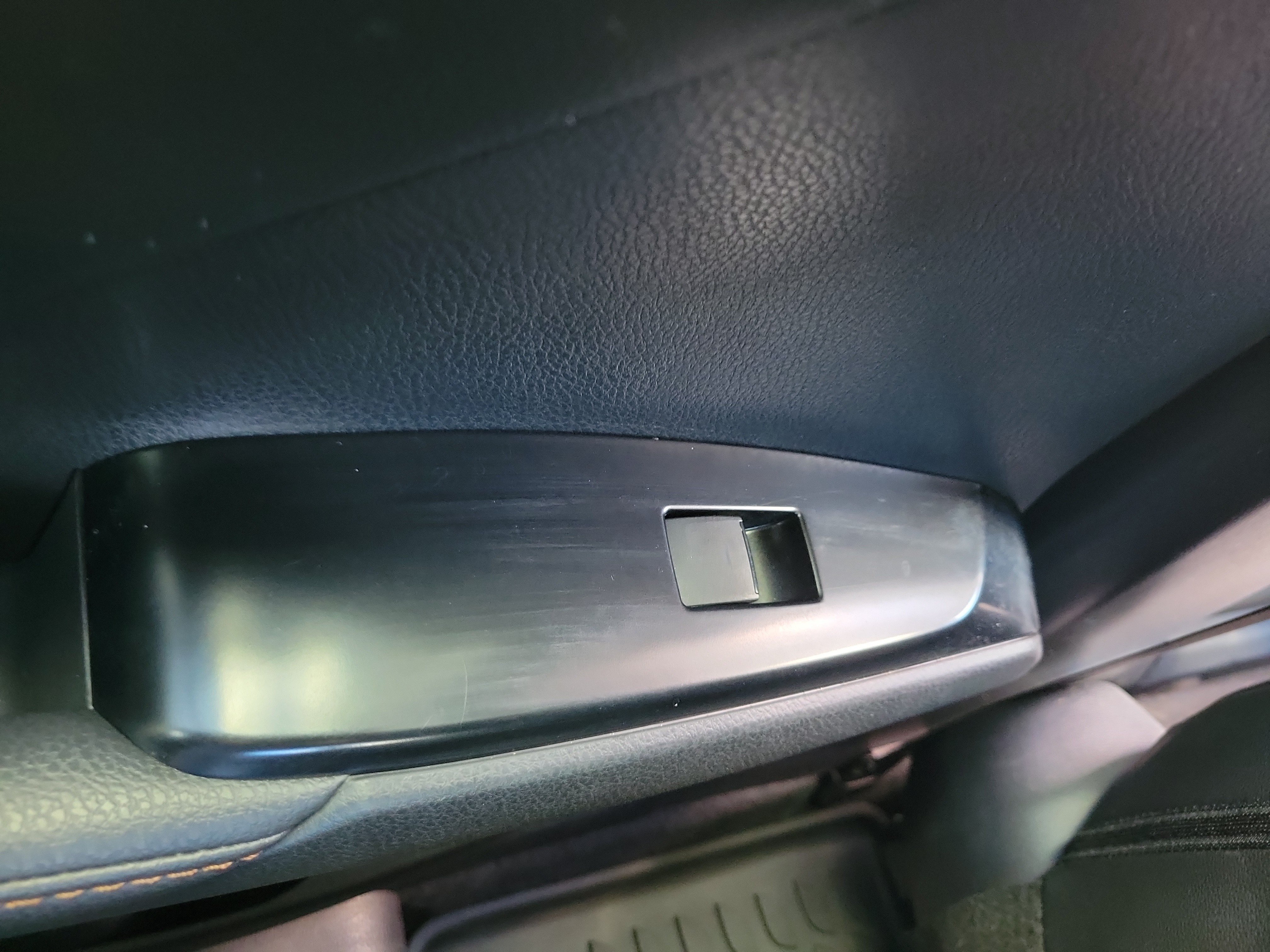 Used 2025 Toyota Camry XLE FWD image 13