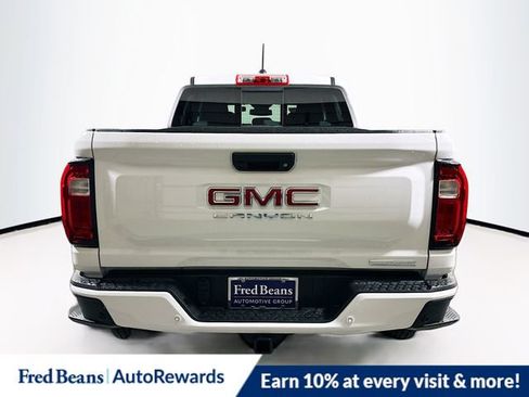 New 2025 GMC Canyon Elevation w/ Convenience Package image 5