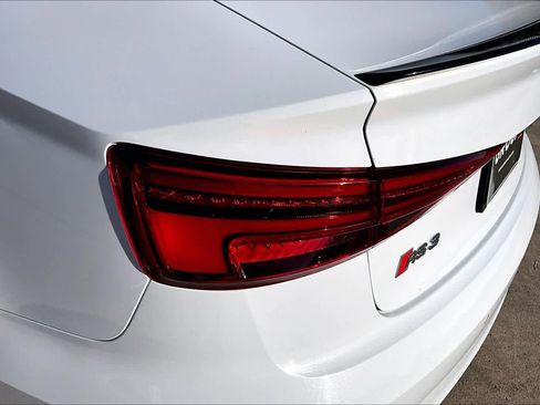 Used 2018 Audi RS 3 w/ Dynamic Plus Package image 27