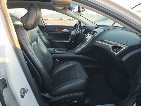 Used 2016 Lincoln MKZ w/ Equipment Group 300A Reserve FWD image 6