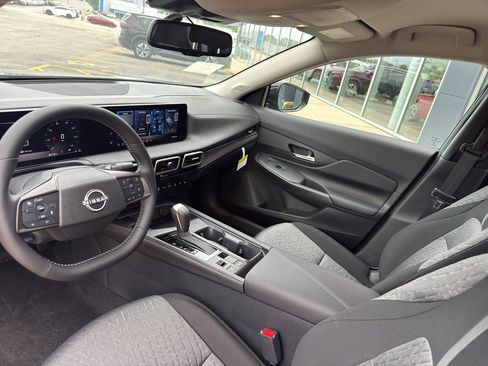 New 2026 Nissan Sentra SV FWD image 24