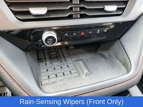 Used 2025 Ford Explorer ST-Line w/ Premium Package image 26