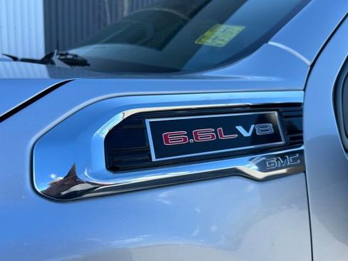 Used 2022 GMC Sierra 2500 Pro w/ Convenience Package AWD/4WD image 10
