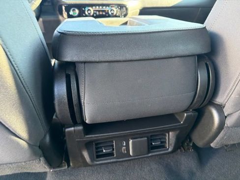 Used 2024 Chevrolet Silverado 1500 LT AWD/4WD image 21