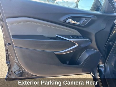 Used 2025 Chevrolet Trax ACTIV w/ Sunroof Package FWD image 12