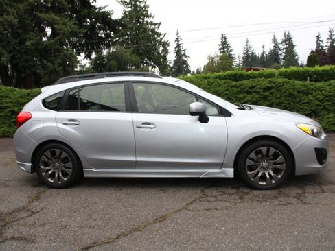 Used 2012 Subaru Impreza 2.0i Sport Limited w/ Popular Pkg 1 AWD/4WD image 13