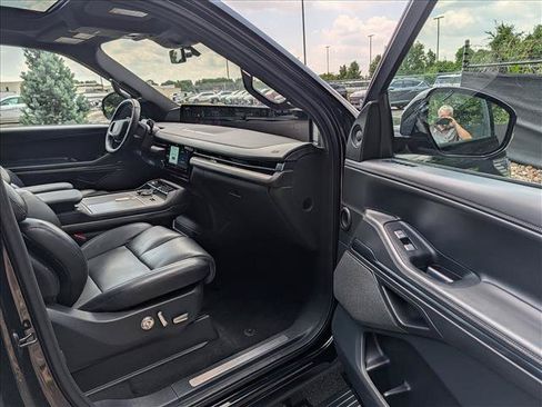 Used 2025 Lincoln Navigator Reserve w/ Jet Appearance Package AWD/4WD image 13