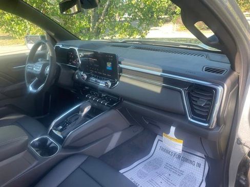 New 2025 GMC Canyon Elevation w/ Convenience Package image 27