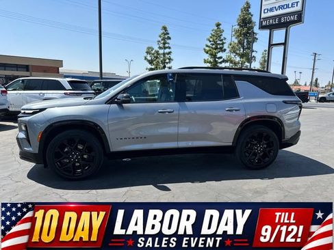Certified 2024 Chevrolet Traverse RS w/ LPO, Floor Liner Package FWD image 4