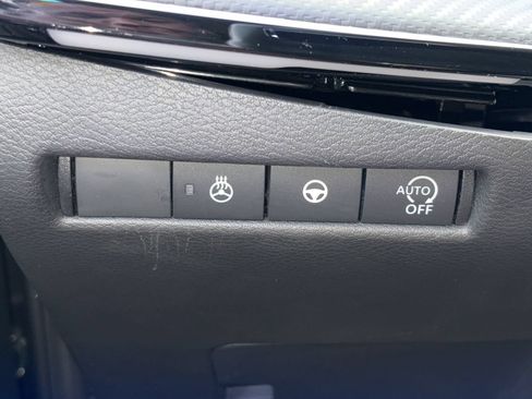 Certified 2025 Nissan Kicks SR w/ SR Premium Package FWD image 31