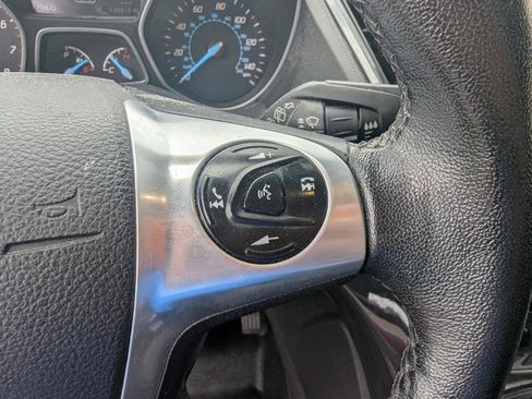 Used 2016 Ford Escape Titanium w/ Equipment Group 301A AWD/4WD image 14