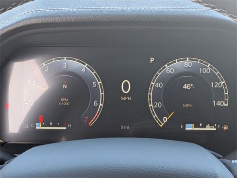 New 2025 Jeep Grand Cherokee Limited w/ Luxury Tech Group II image 18