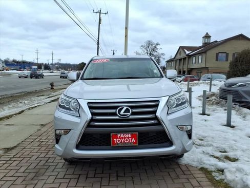 Used 2016 Lexus GX 460 w/ Premium Package AWD/4WD image 2
