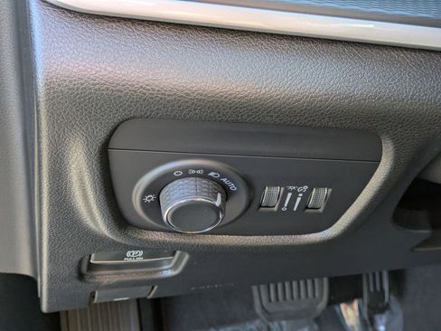 New 2025 Jeep Grand Cherokee LARE image 14