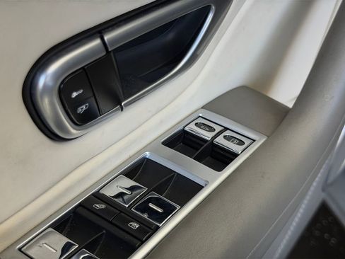 Used 2013 Bentley Continental GT image 17