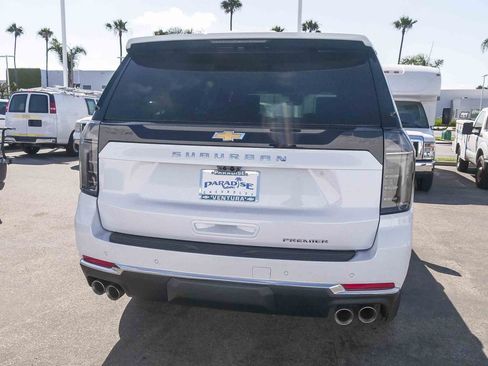 New 2026 Chevrolet Suburban Premier AWD/4WD image 8