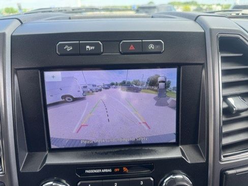 Used 2020 Ford F150 XLT w/ Equipment Group 302A Luxury AWD/4WD image 21