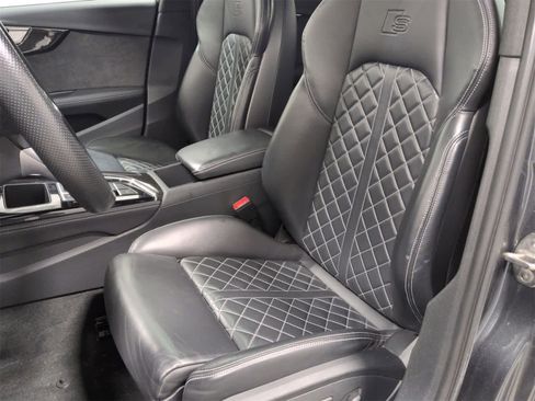 Used 2021 Audi S4 Premium Plus w/ Premium Plus Package image 17