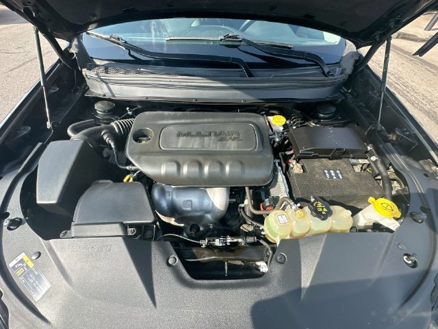 Used 2020 Jeep Cherokee Latitude Plus AWD/4WD image 28