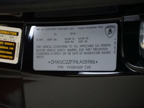 Used 2017 Lamborghini Huracan LP 580-2 RWD image 23