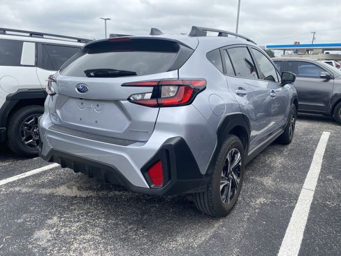 Used 2024 Subaru Crosstrek 2.0i Premium w/ Crosstrek Mirror Package AWD/4WD image 3