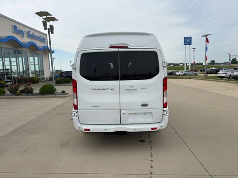 Used 2017 Ford Transit 150 XLT RWD image 6