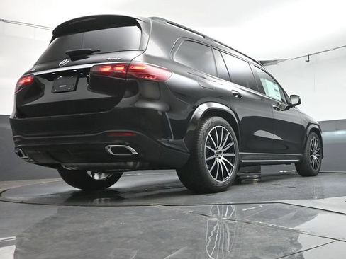 Used 2026 Mercedes-Benz GLS 450 4MATIC image 39