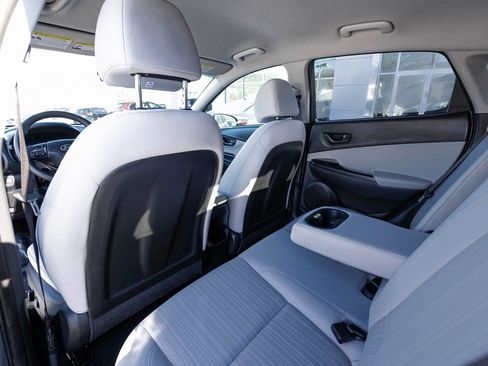 Used 2023 Hyundai Kona SEL image 28