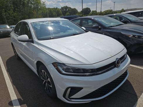 Used 2025 Volkswagen Jetta S FWD image 2