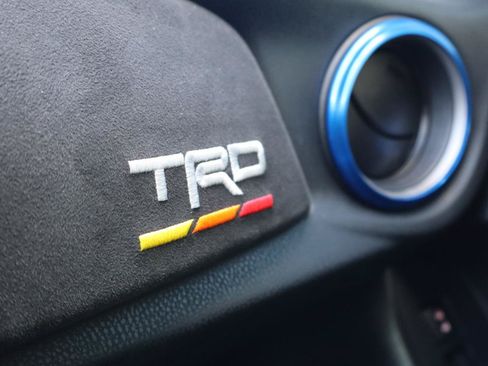 Used 2016 Subaru BRZ Premium RWD image 19