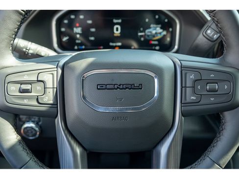 New 2026 GMC Sierra 2500 Denali Ultimate AWD/4WD image 18