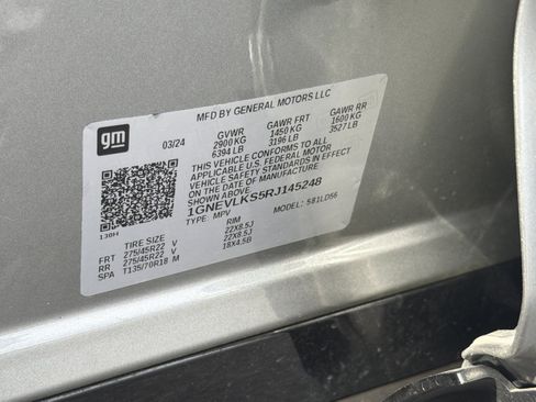 Used 2024 Chevrolet Traverse RS AWD/4WD image 36