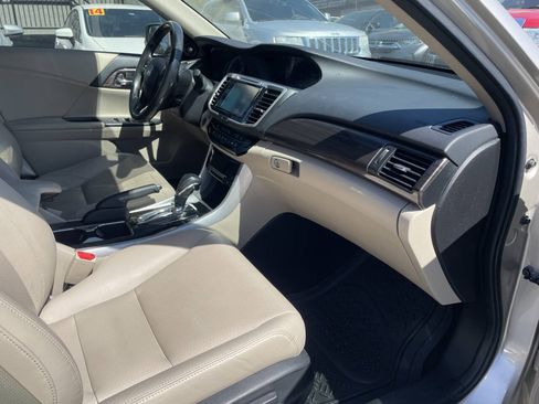 Used 2017 Honda Accord EX-L image 15