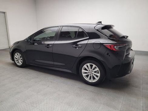 Used 2023 Toyota Corolla SE image 3