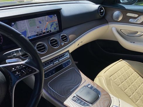 Certified 2022 Mercedes-Benz E 350 Sedan image 8